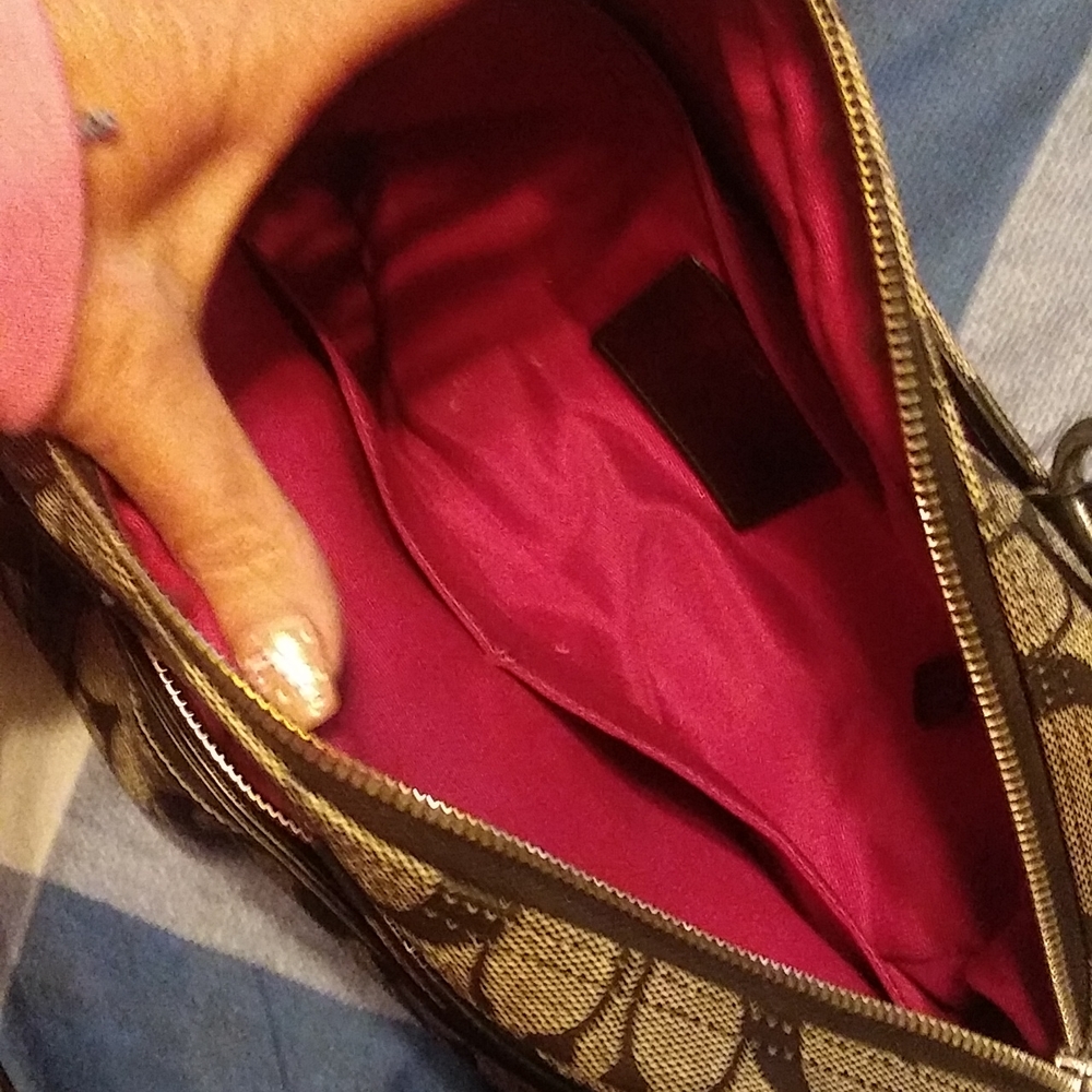 Purse - Picture 3 of 3